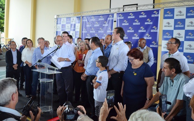 201849_FOTO - Vereadores participam da inauguração da Etec com governador e autoridades